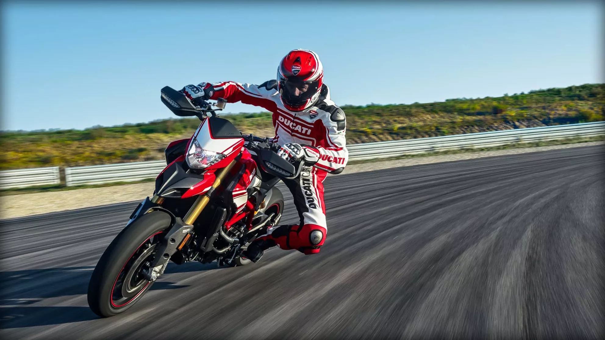 Ducati Hypermotard 939 SP - Obrázek 15